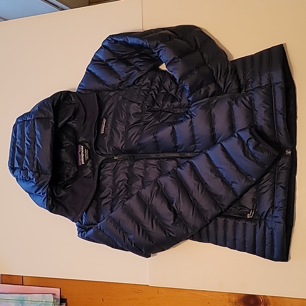 Patagonia down jacket like new